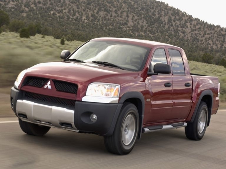 mitsubishi raider